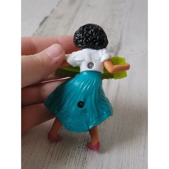 Maribel McDonalds Disney Pixar Encanto 2021 toy figure - Picture 5 of 6